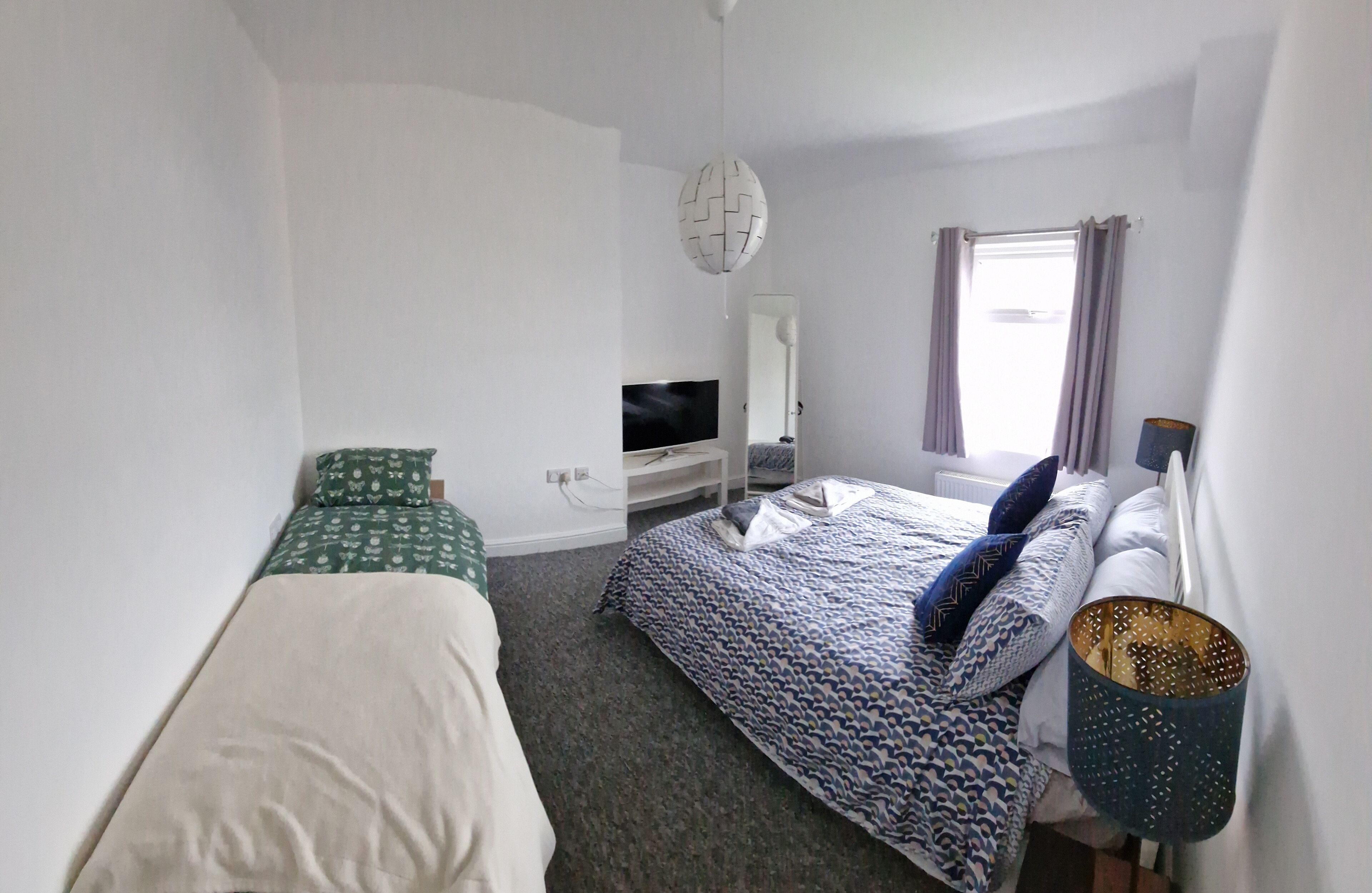 House | 3 bedrooms, iron/ironing board, free WiFi, bed sheets