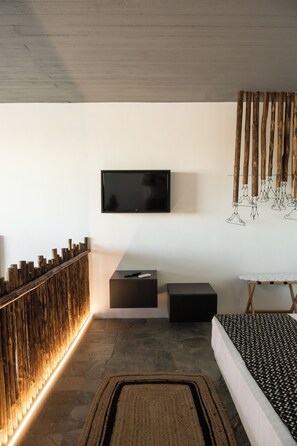 1 bedroom, Egyptian cotton sheets, premium bedding, pillowtop beds - PanDa Art Houses (Mykonos)