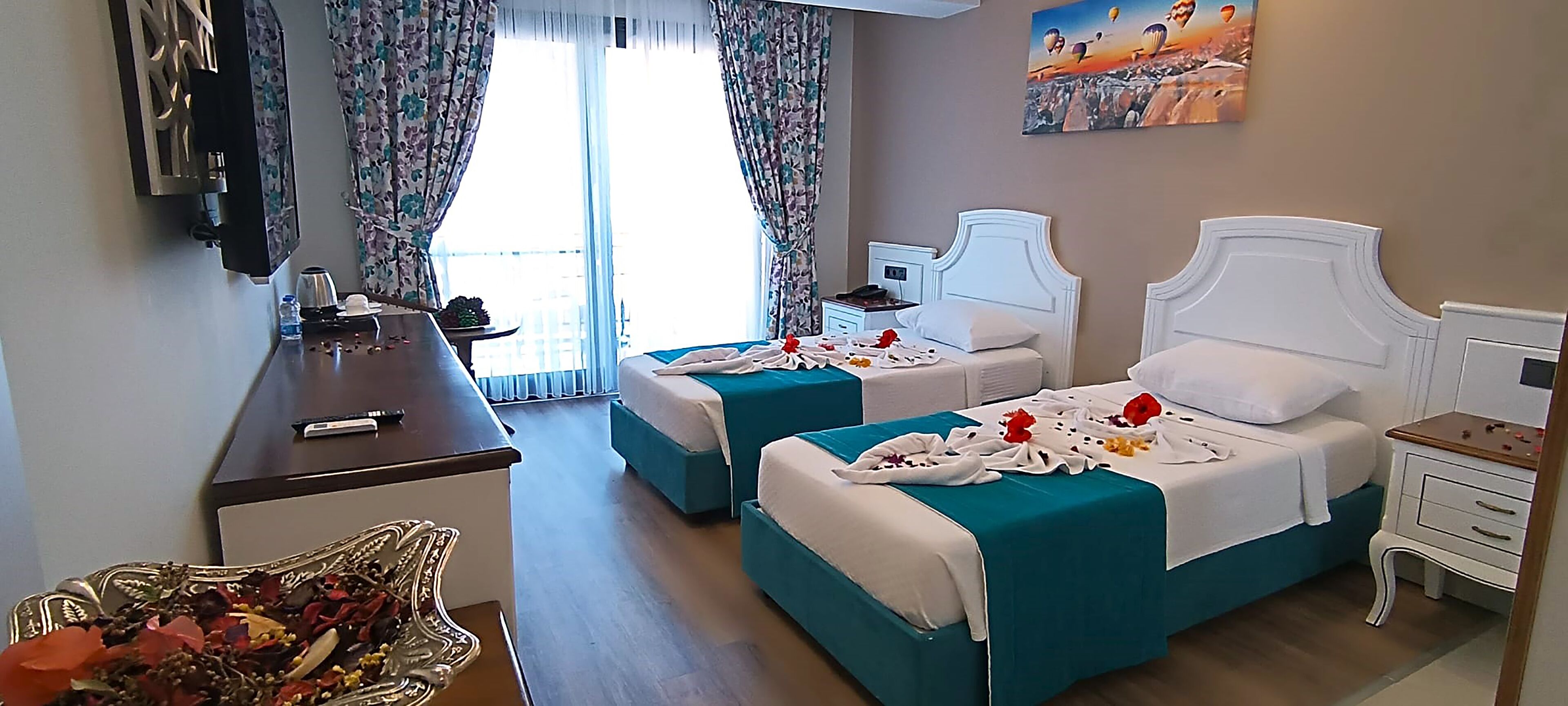 1 bedroom, Egyptian cotton sheets, premium bedding, minibar
