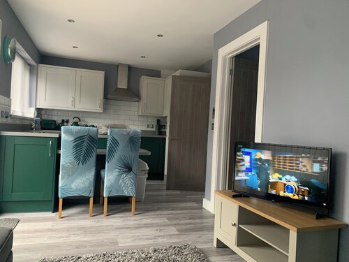 Impeccable 1-bed House in Aberdare