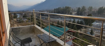 Tulip Flowing River View Bhuntar