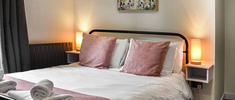 4 habitaciones, wifi gratis y ropa de cama