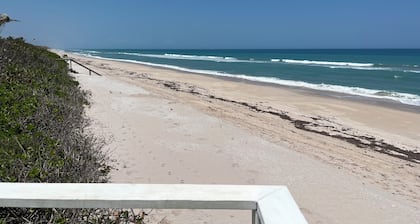Pelican Point - Oceanfront home that can sleep up to twelve people