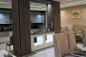 Dining - 2020 Hotels & Apartments (Abuja)