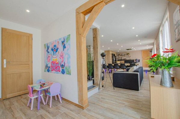 Interior - Gite in the countryside between the Lac du Der, lakes and forests of the Orient (Joncreuil)