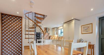 1 bedroom accommodation in Broad Chalke