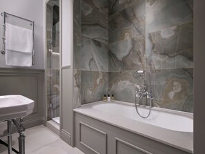Chelsea Studio | Bathroom | Free toiletries, hair dryer, children's dressing gowns, slippers - The Chelsea Townhouse (London)