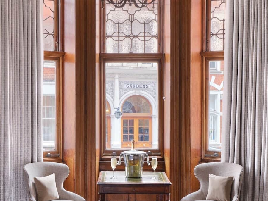 Chelsea Double | Gadeudsigt