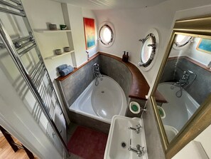 Douche, séchoir à cheveux