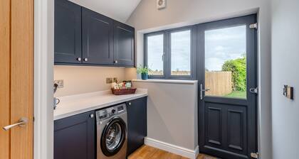 3 bedroom accommodation in Carlton Miniott, near Thirsk