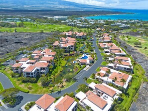 Exterior - Hilton Pool Pass included - Lux Penthouse w/ Views (Waikoloa)