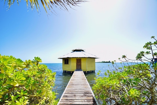 Bungalow, Ocean View | Premium bedding, individually decorated, individually furnished
