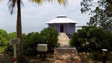 Bungalow exclusivo, vista al mar | Vista del balcón