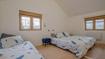 1 chambre, fer et planche Ă repasser, Wi-Fi, draps fournis