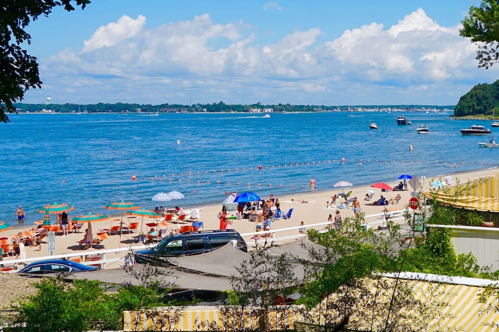 Sunset Beach Hotel