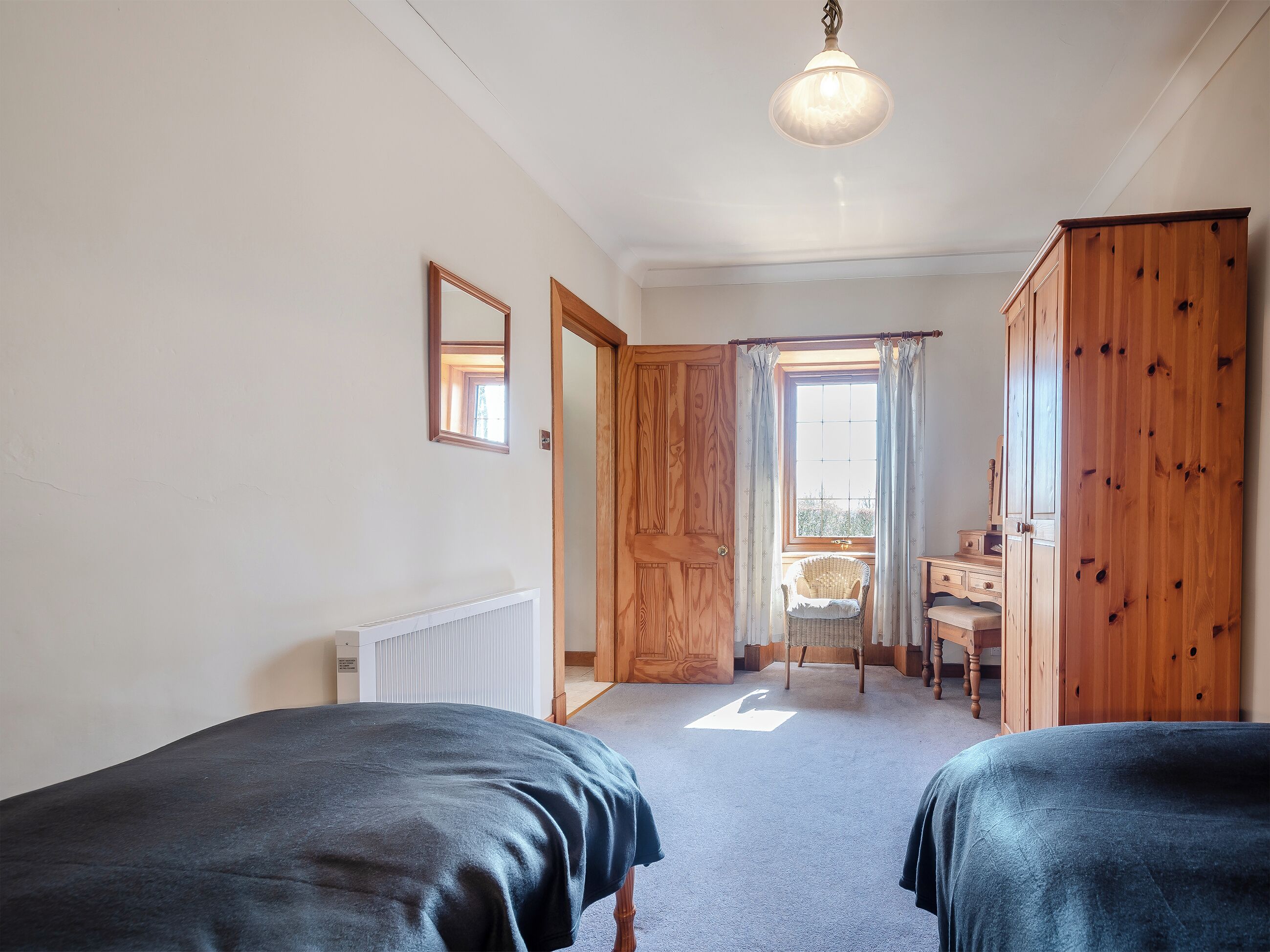 2 makuuhuonetta, ilmainen Wi-Fi, vuodevaatteet