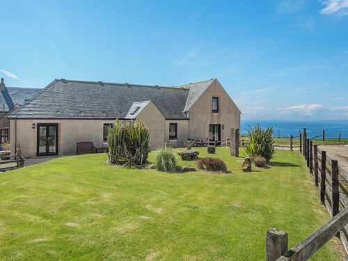 Eryb Cottage - UK46883