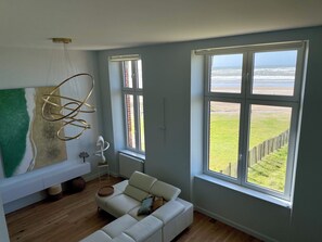 تلفزيون ذكي