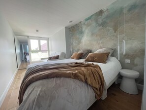 4 slaapkamers, een strijkplank/strijkijzer, wifi, beddengoed