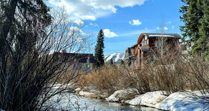 Winter Haus! 2 Bedroom Corner Unit in the heart of Winter Park, Colorado.