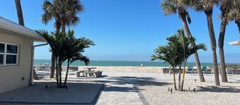 Bayview Oasis on Casey Key