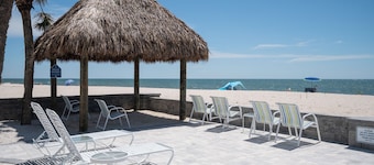Bayview Oasis on Casey Key