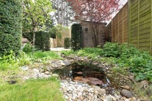 Property grounds - Summertown 4-BR Family Home - Bright & Spacious (Oxford)