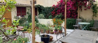 Maison 300 m de la Mer, Grotte Rolland, 300 m Parc Pastré, Idéal Familles