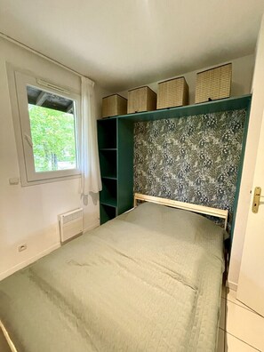 3 bedrooms