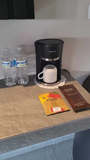 프리미엄룸, 킹사이즈침대 1개 | 객실 내 식사 공간