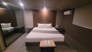 Premium Room, 1 King Bed | Free WiFi