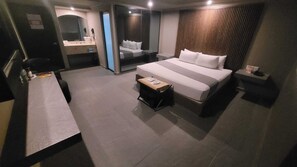 Premium Room, 1 King Bed | Free WiFi