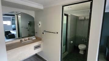Standaard kamer, 1 kingsize bed | Gratis wifi