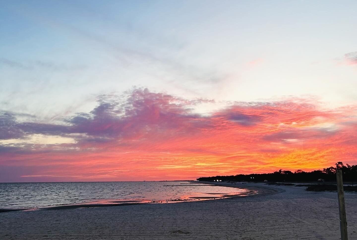 Hidden Gem Cozy Cottage on the MS Gulf Coast, Pass Christian, MS