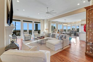 TV, fireplace, offices