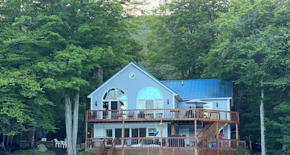 Four Season Ski, Lake & Golf Home on Beautiful Lake Rescue in Ludlow