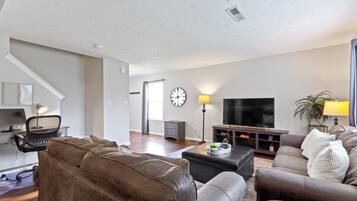 Smart TV, computer monitors