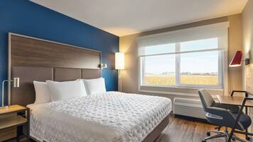 Iron/ironing board, free WiFi, bed sheets