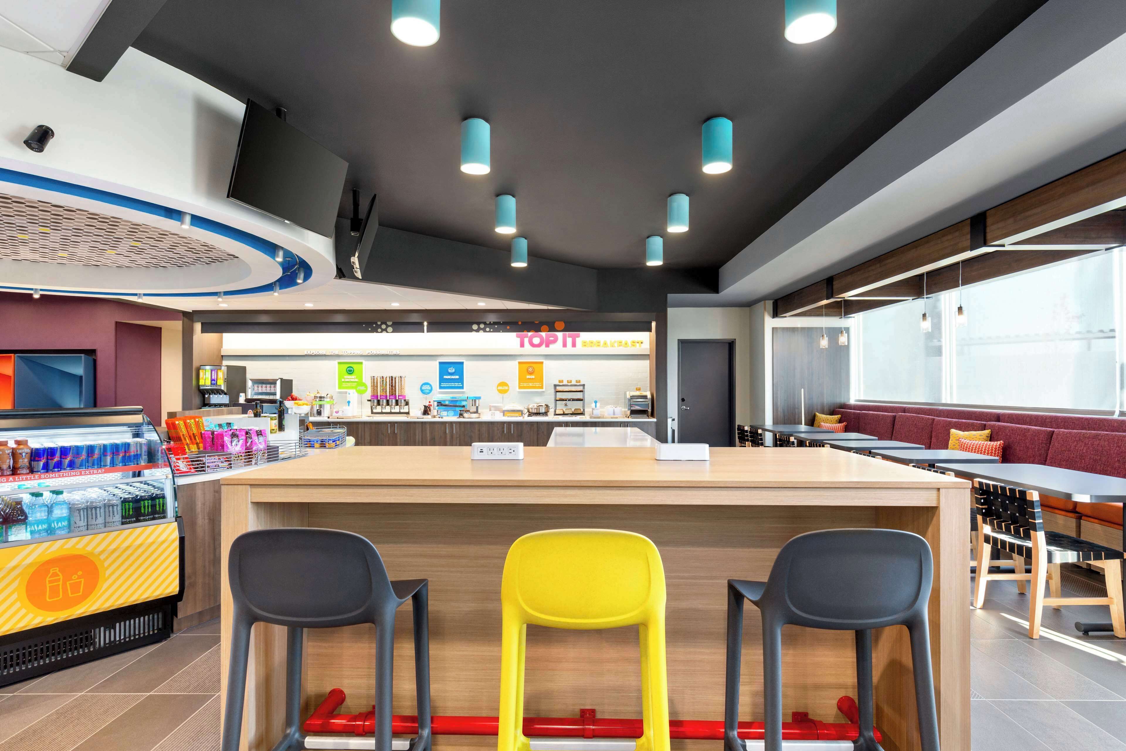 含每日吃到飽早餐