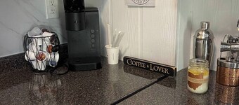 102 Acre Horse Farm!  Bring your horse with you!