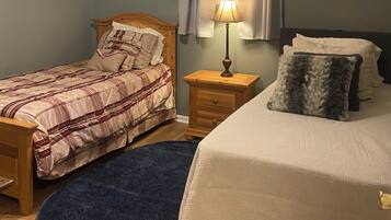 2 bedrooms, WiFi, bed sheets