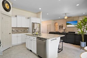 Interior - Stunning South Kennewick Home (Kennewick)