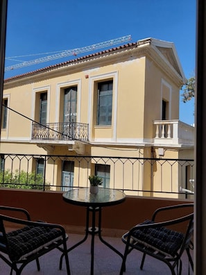 Design Apartment, 1 Queen Bed with Sofa bed, Kitchenette, City View | Terrace/patio - Terrazzo City Apts (Heraklion)