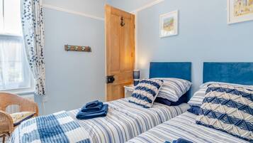 3 bedrooms, free WiFi, bed sheets