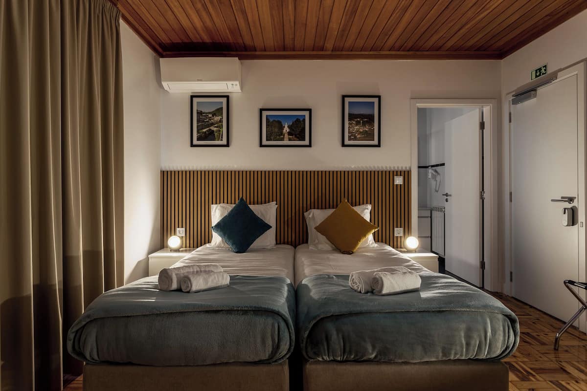 Standard Triple Room | Soundproofing, free WiFi, bed sheets