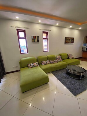 Living area - Shanzu Beach Homes (Mombasa)