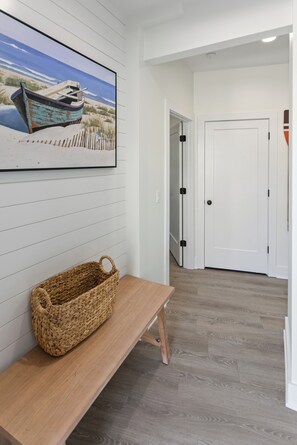 Interior - Sleeps 12! Pool, Hot Tub & Cabana-Rooftop Tub, Steps 2 O'Steen Beach/East Pass A (Destin)