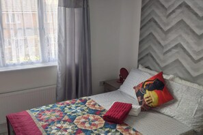 3 bedrooms, iron/ironing board, free WiFi, bed sheets