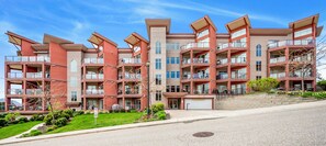 บริเวณภายนอก