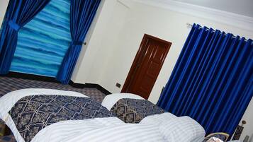 Deluxe Double Room | Soundproofing, iron/ironing board, free WiFi